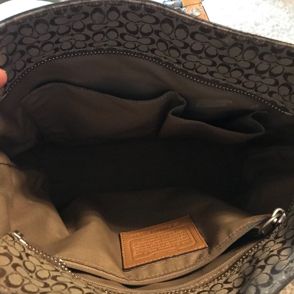 Coach purse - Picture 2 of 6